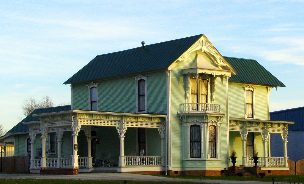 Minty green house in Manchester, TN sign out front says it… Flickr