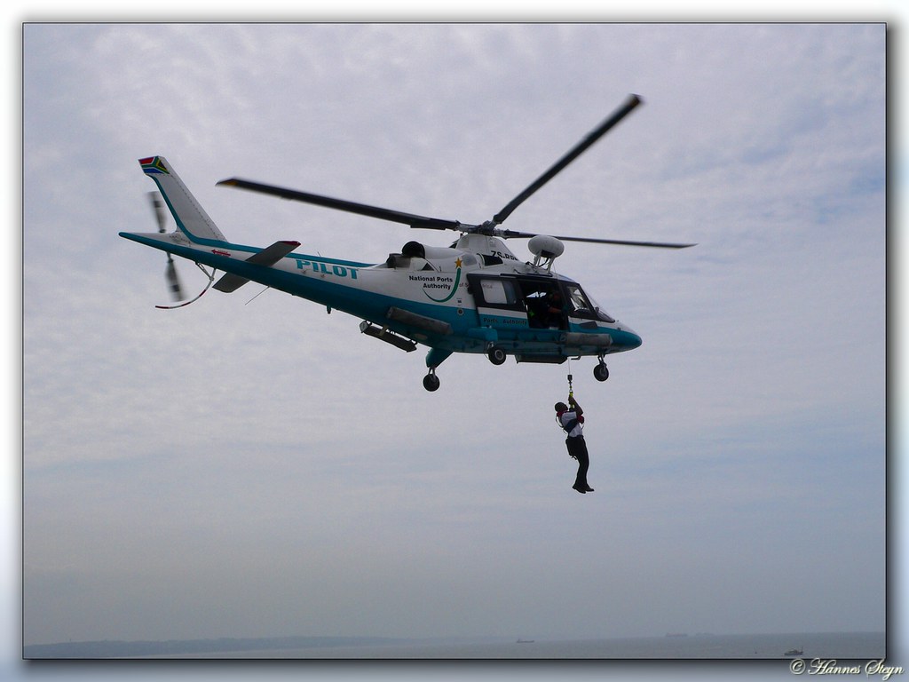 Durban Harbor Pilot Chopper Harbor pilot's job done Flickr