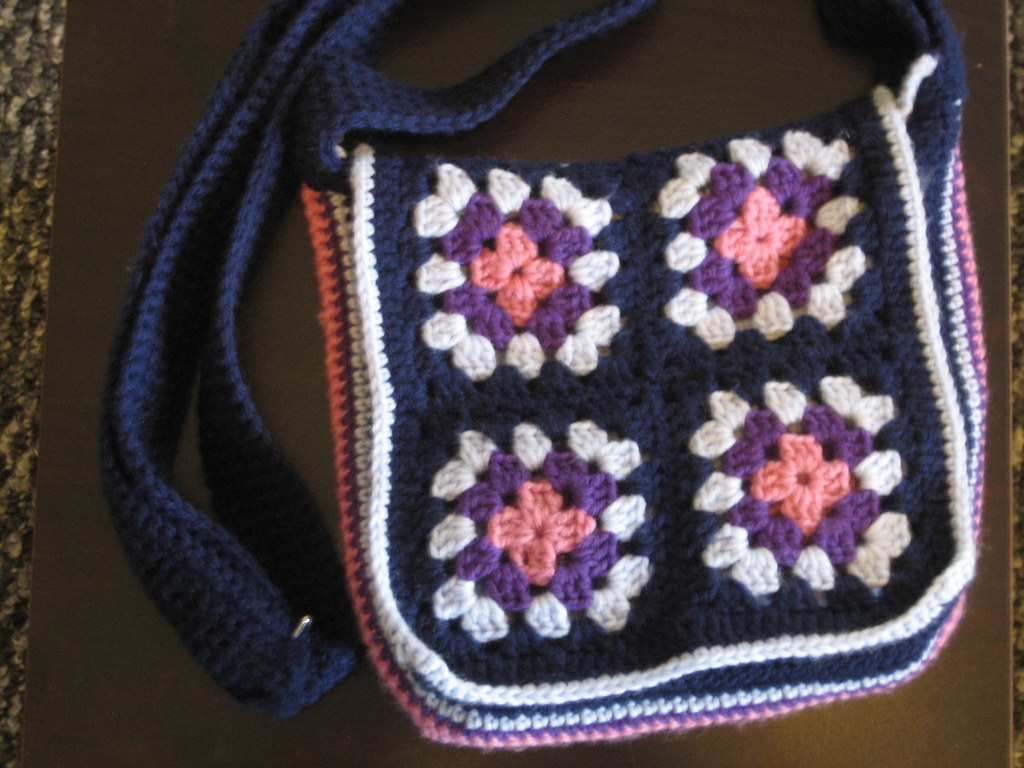 Granny Square Messenger Bag flyingwonderchick Flickr
