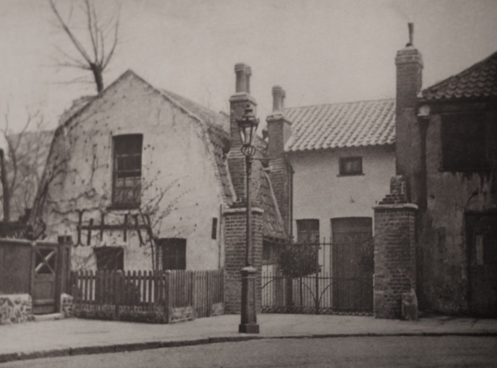 Henry VIII's Hunting Lodge Old survivals of village days i… Flickr