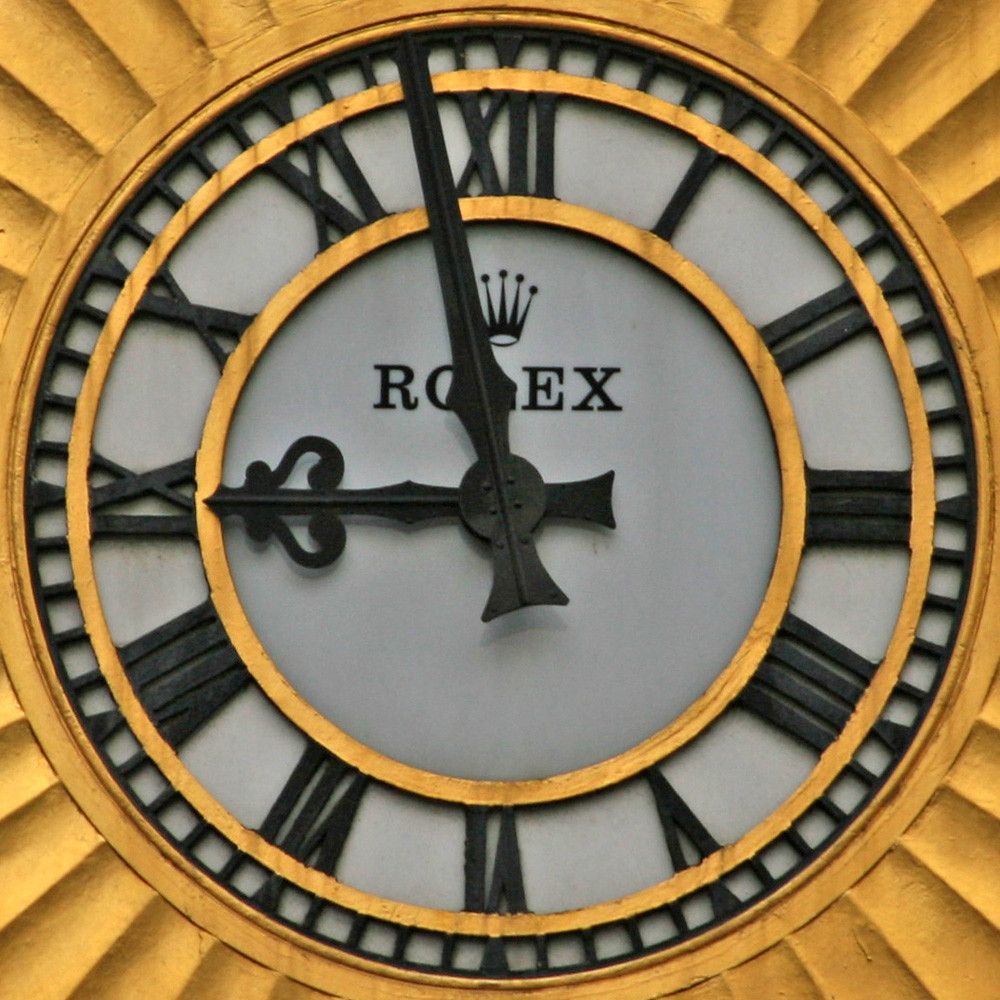 clock NewcastleuponTyne, Tyne and Wear, England, UK Leo Reynolds