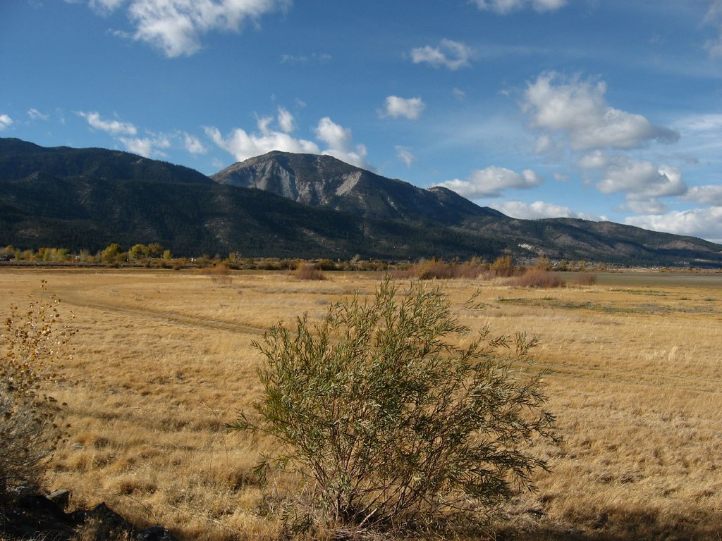 Washoe Valley, Nevada in Autumn Washoe Valley, Nevada is a… Flickr