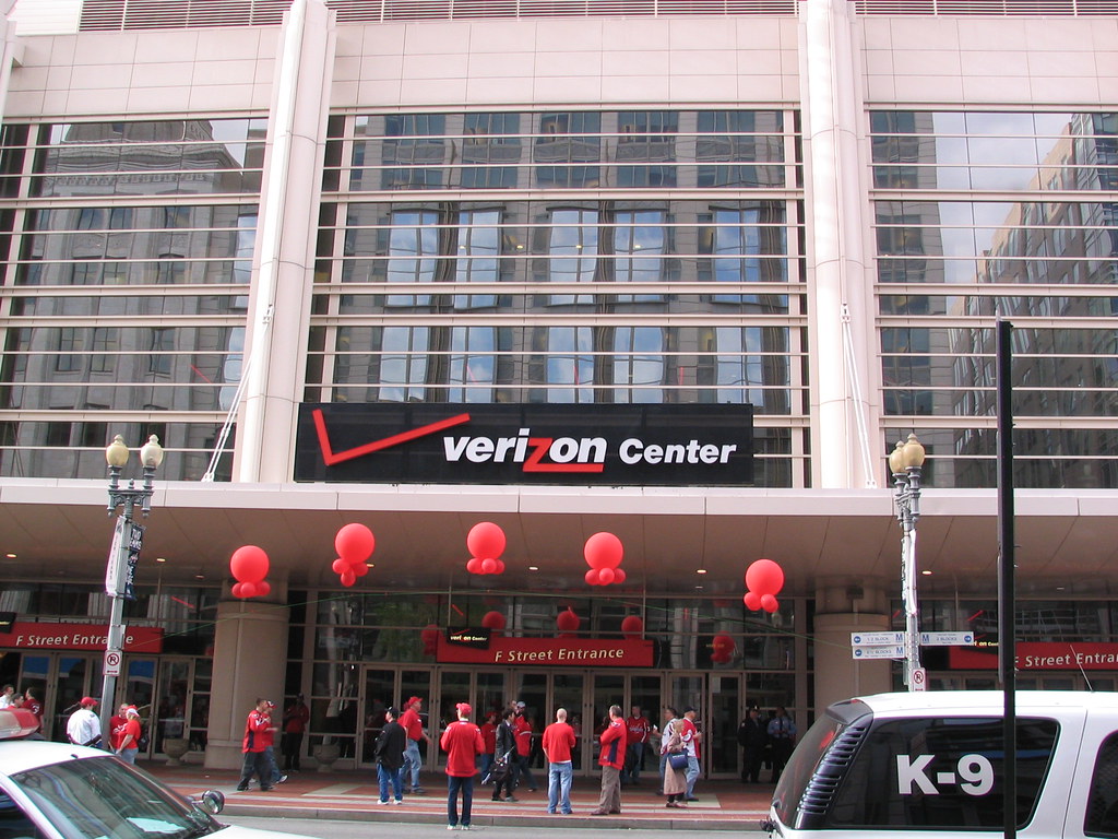 Verizon Center, Washington DC Verizon Center, hours before… Flickr