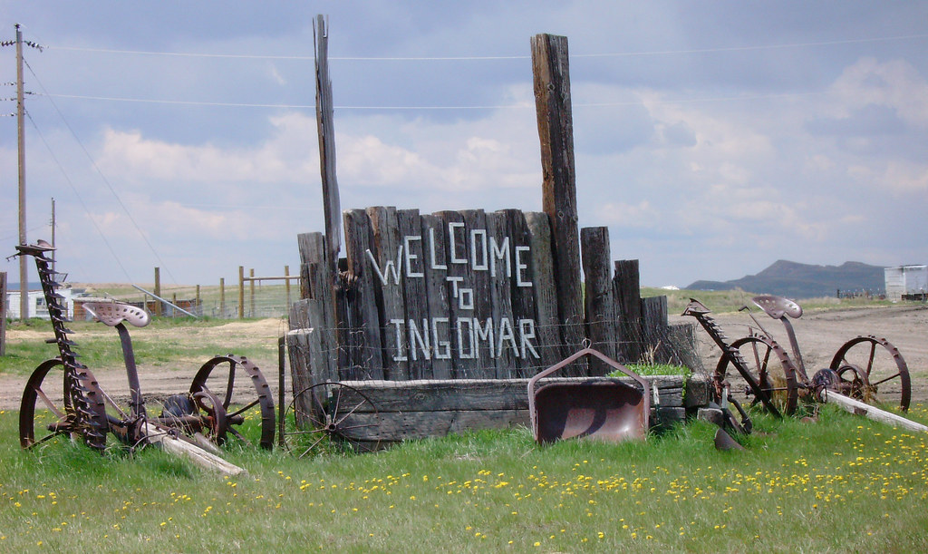 to Ingomar Sign (Ingomar, Montana) Ingomar is a ti… Flickr