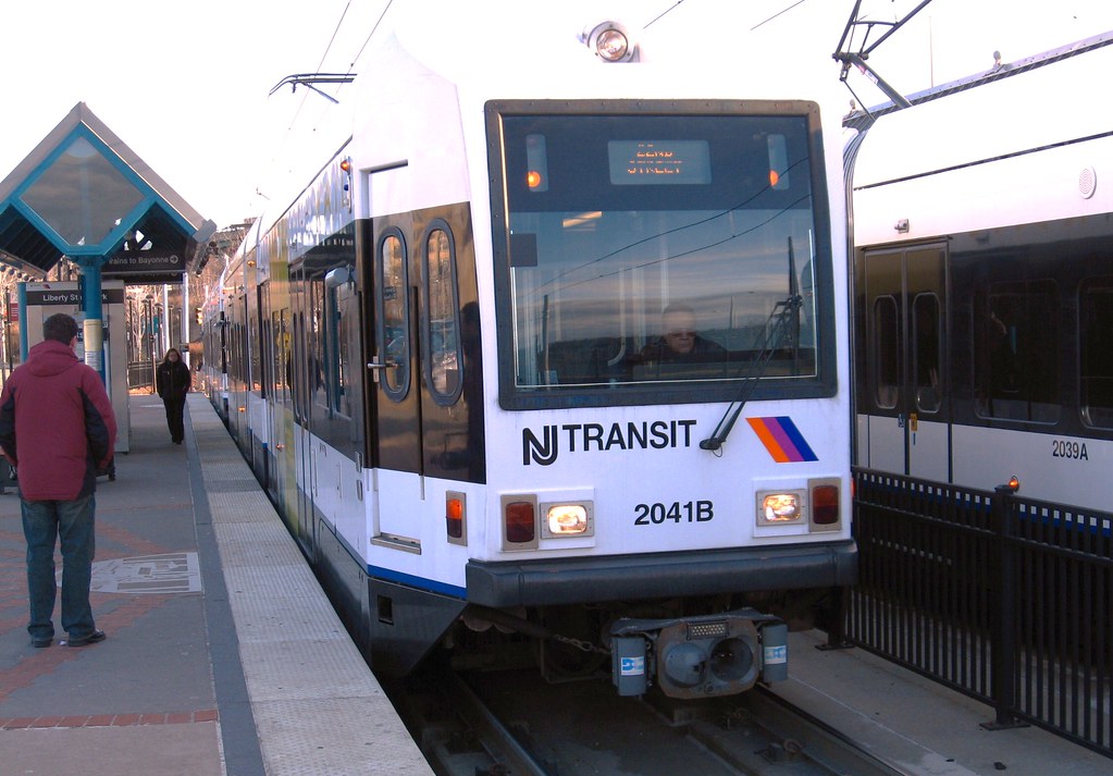 Southbound Light Rail Liberty State Park station Hudson Be… Flickr