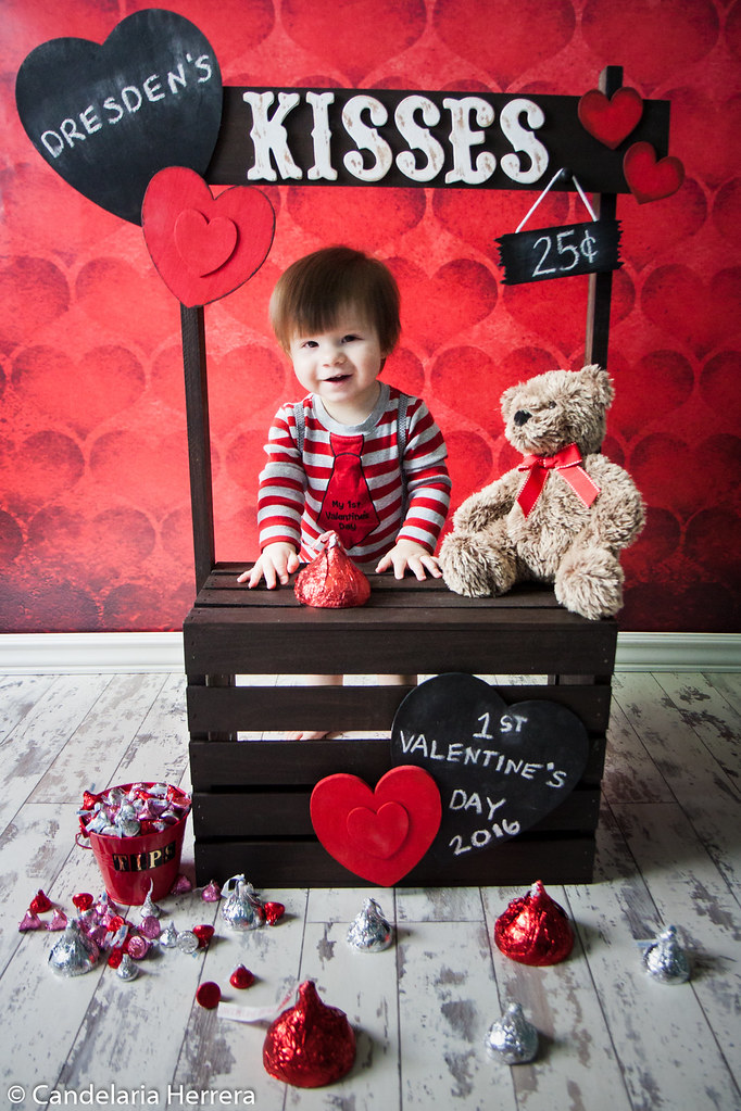 Kisses for Sale Baby boy selling Hershey kisses at a booth… Flickr