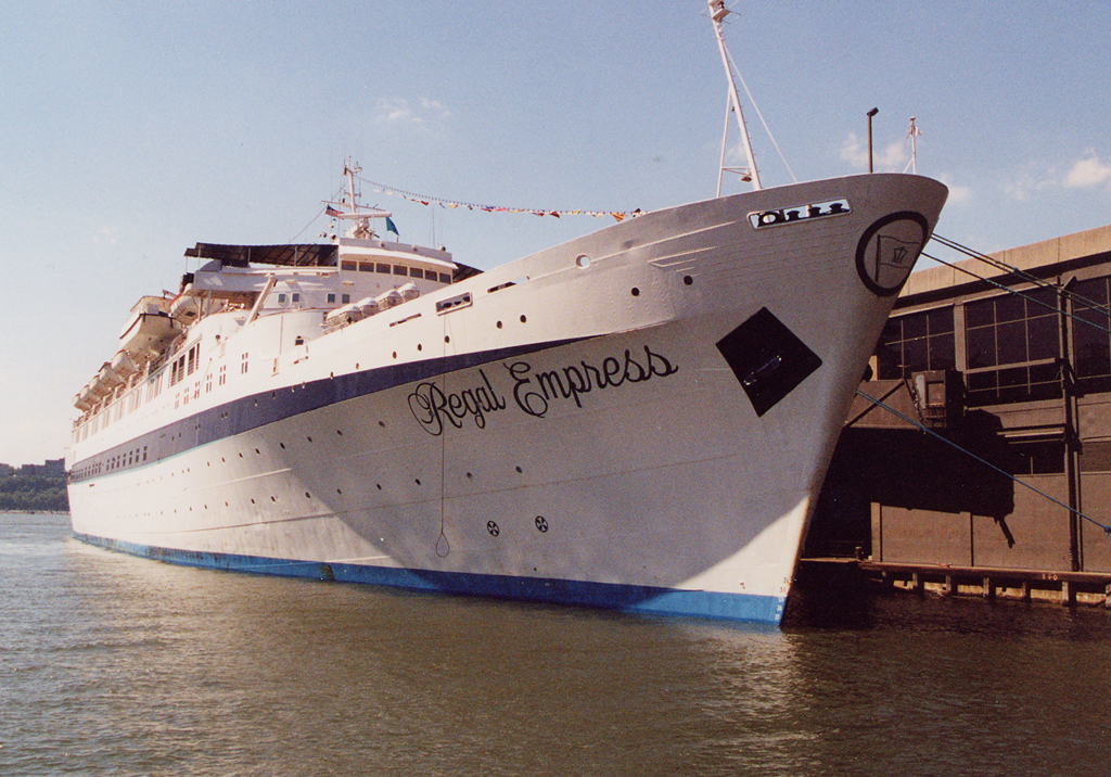 REGAL EMPRESS in New York, USA. (19992000) Regal Empress … Flickr