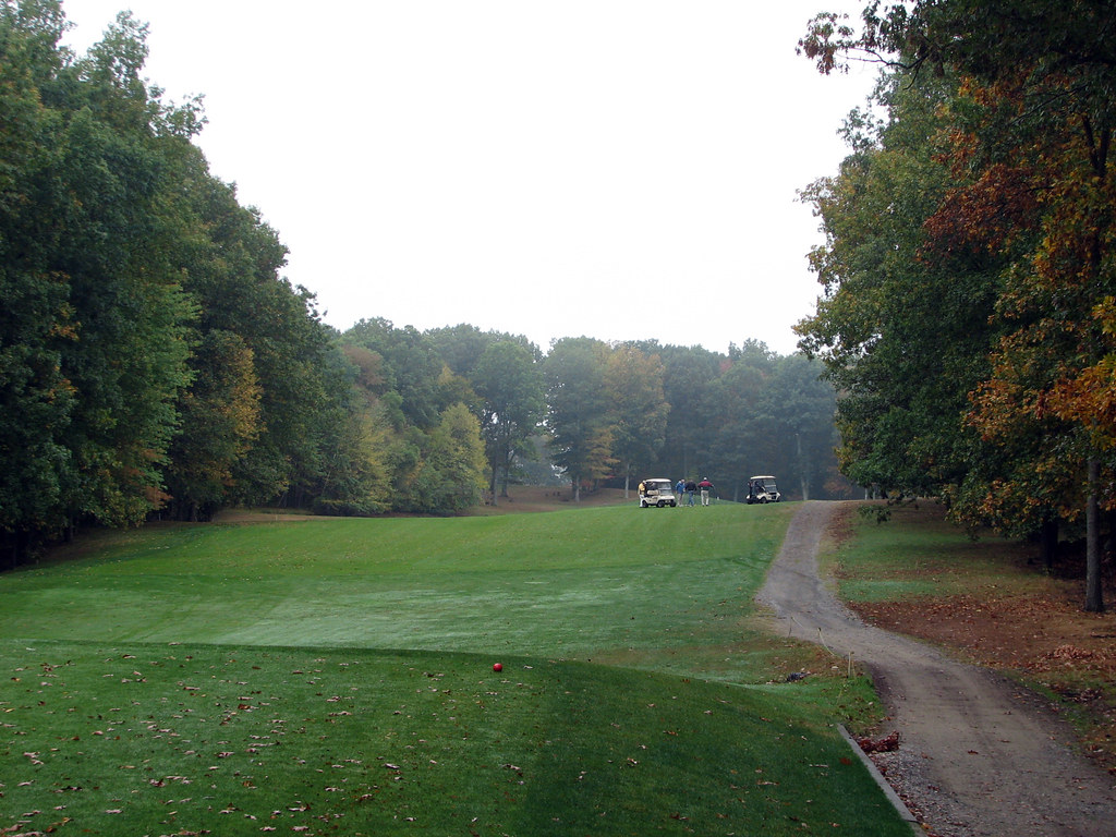 Tallwood CC, Hole 8 Hebron, Connecticut. Russ Glasson Flickr