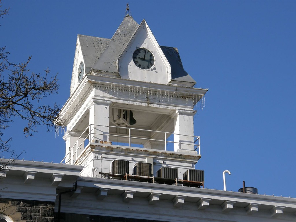 Courthouse, St Helens, Oregon This was taken in January 20… Flickr
