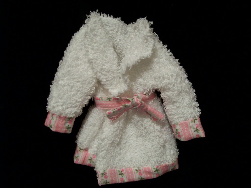 Blythe Terryloth Shabby Chic Robe www.pinkpaisley1.etsy.co… Flickr