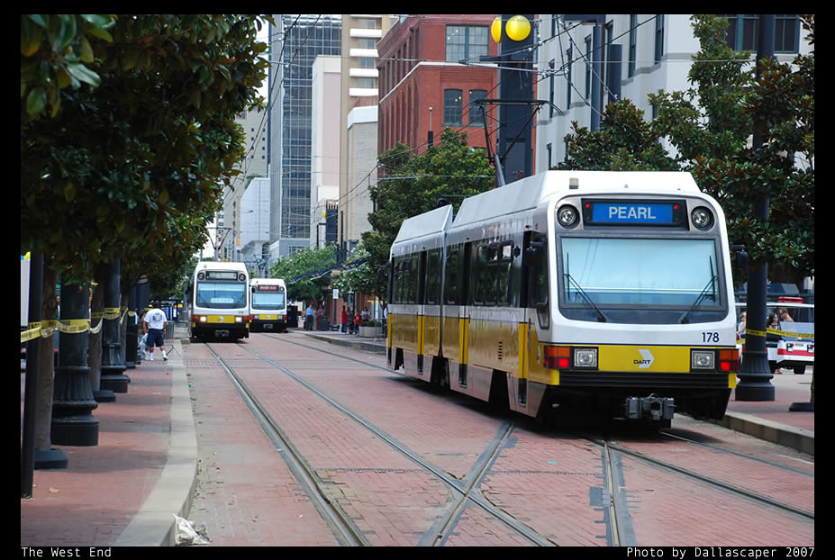 Dallas Light Rail Dallas Area Rapid Transit David Maloof Flickr