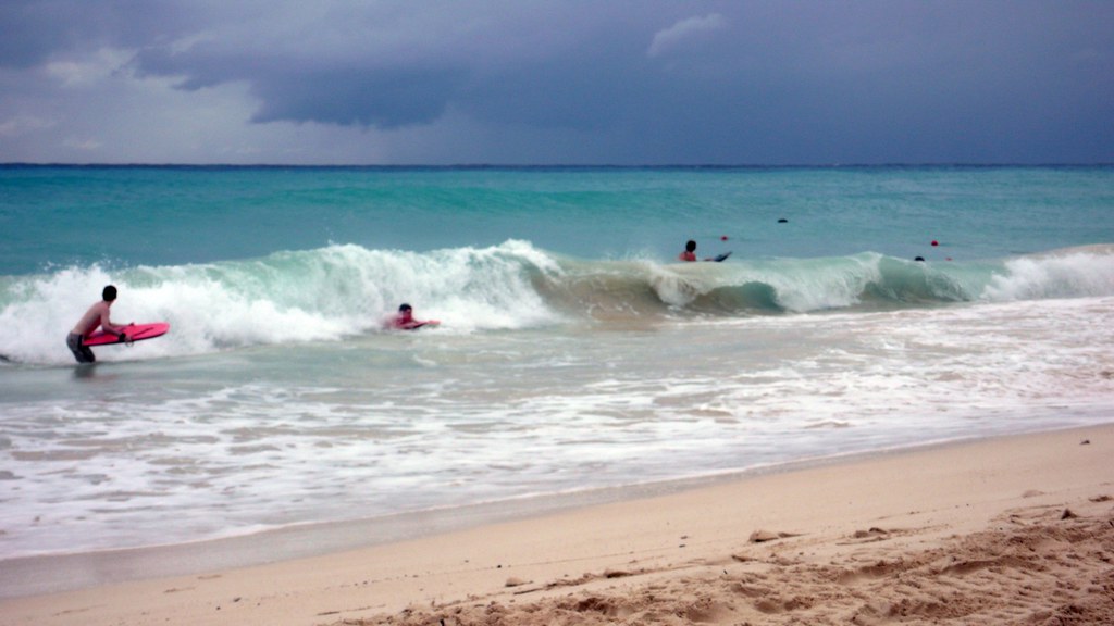 Surf. Playa del Carmen L1090913.JPG Ernesto De Quesada Flickr