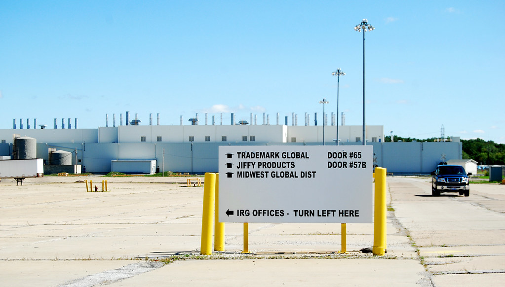 Lorain Ford plant A sign at the former Lorain Ford plant d… Flickr