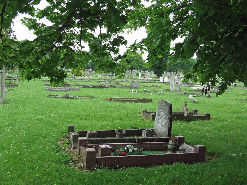Cambridge City Cemetery Graham Knott Flickr
