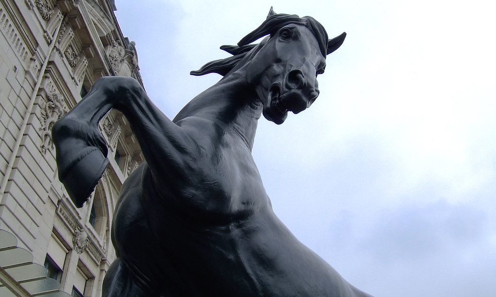 Horse Statue in Paris matthewbraid Flickr