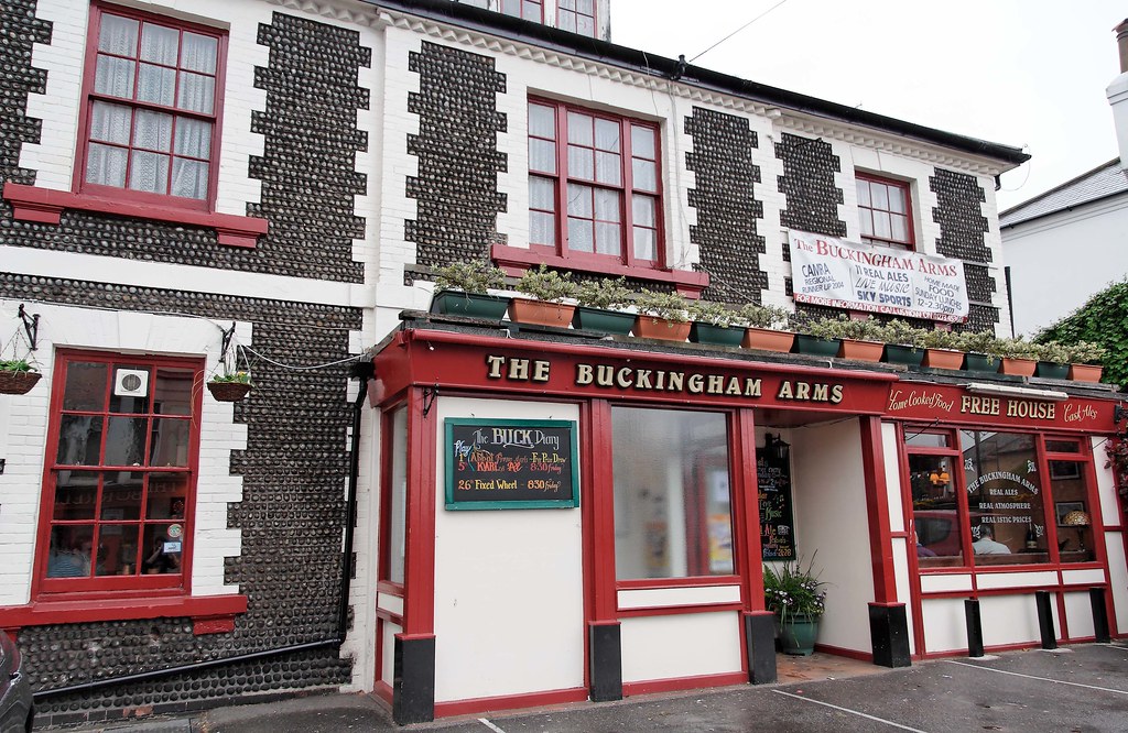 Shoreham By Sea, Buckingham Arms Photo from 2017 flic.kr/p… Flickr