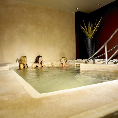 Waterfall Spa Leeds Spa Pool 3 Waterfall Spa Leeds Spa… Flickr