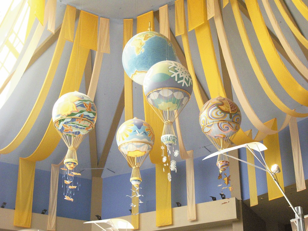 The Land Pavilion Balloons, Epcot It's the Balloons at the… Flickr