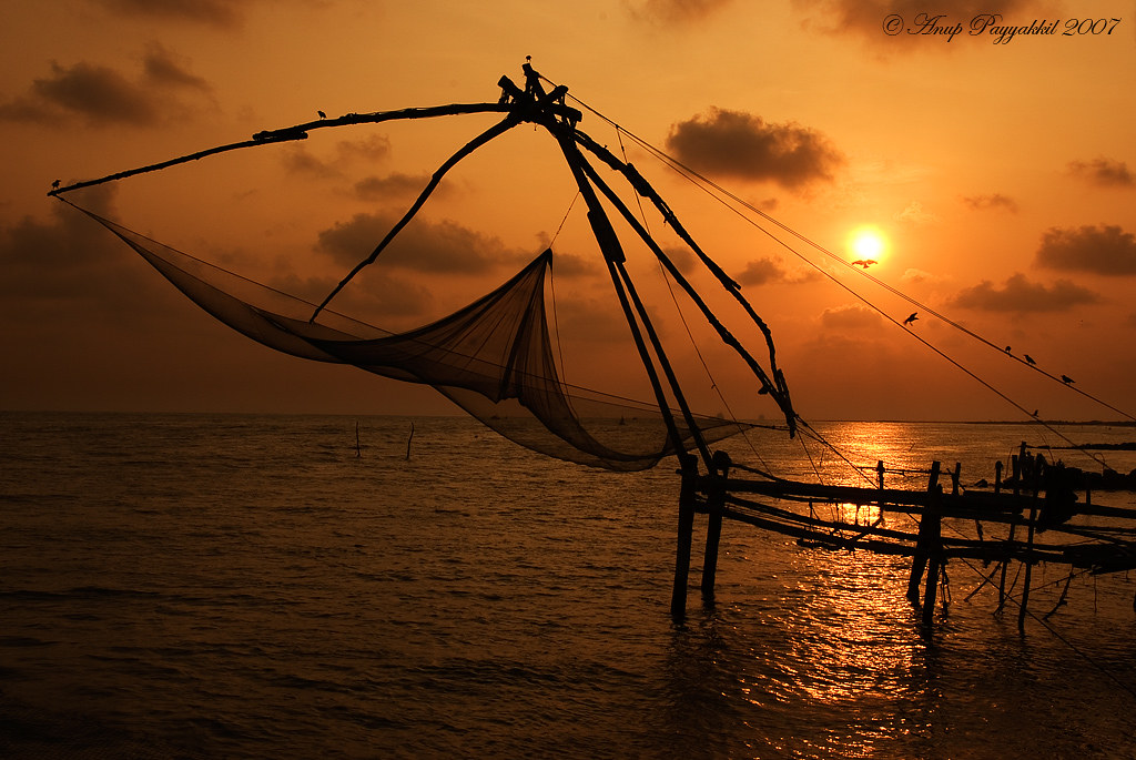 Sunset at Vyppin Chinese Fishing Nets at Vypin. I climbed … Flickr