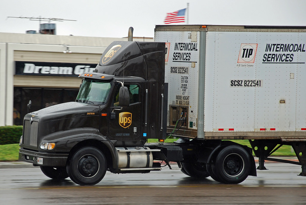 UPS Truck International tractor of UPS in Kearny Mesa, San… Flickr