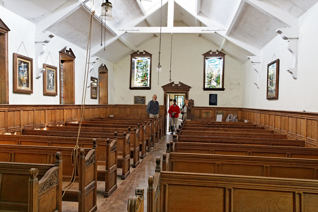 ArtsandCrafts Church 3464_DxO Flickr