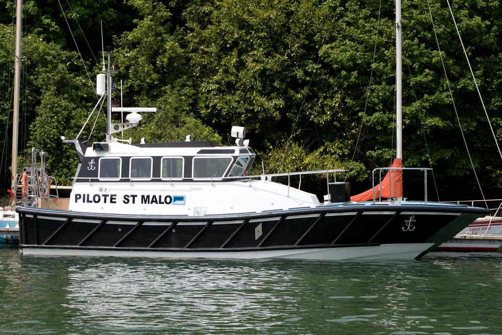 St Malo pilot boat The new St Malo pilot boat, an Intercep… Flickr