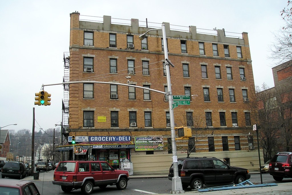 Marble Hill NYC (Apartment Building with local GroceryDel… Flickr
