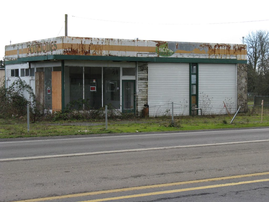 Dundee, Oregon Abandonded Gas Station Jasperdo Flickr