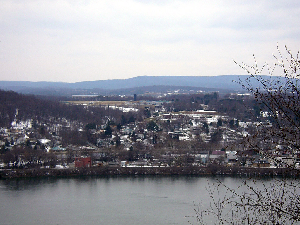 Duncannon, PA 1/19/08 Looking west across the Susquehanna … Flickr