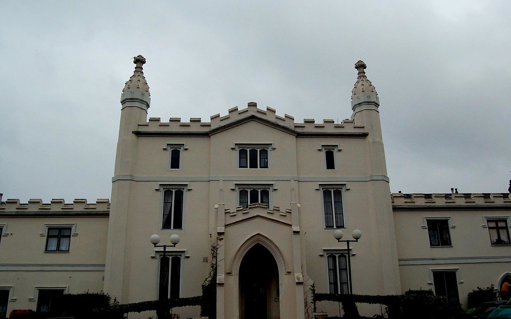 Etloe House, Leyton 180 Church Road Leyton E10 “Cardinal… Flickr