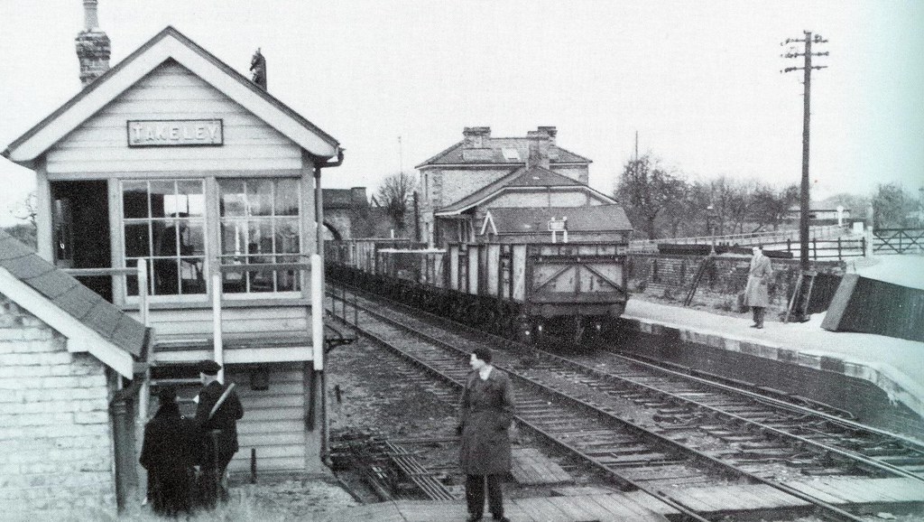Takeley Station and Signal box Takeley Station and signal … Flickr