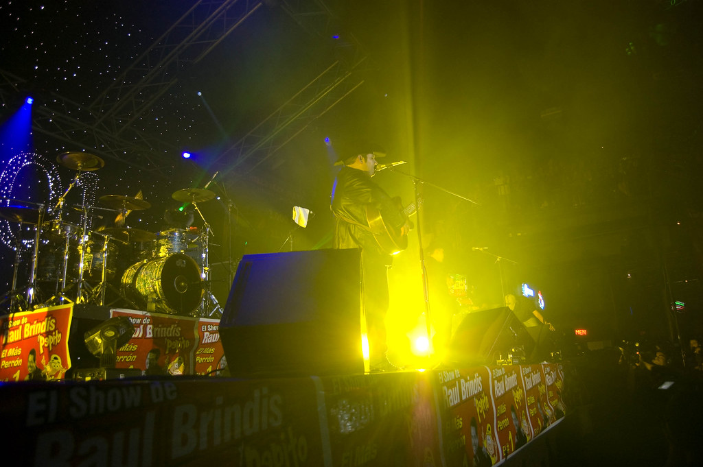 Duelo "Live" Escapade 2001 October 12, 2007 www