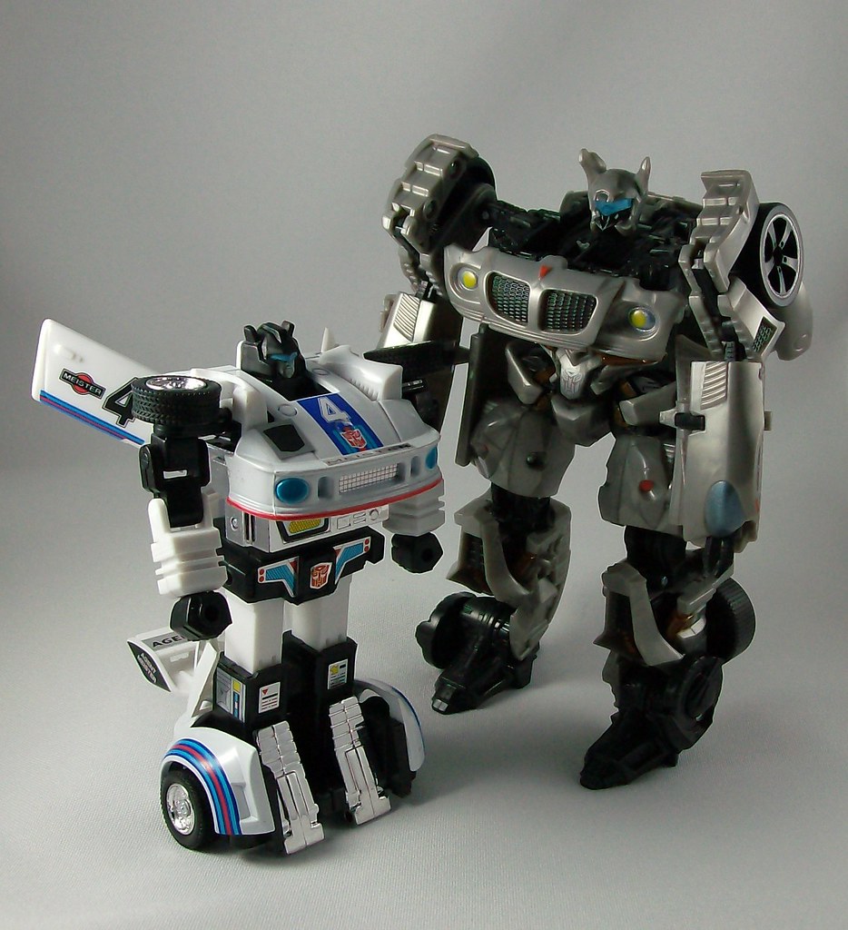 Transformers Jazz G1 vs. Jazz Movie Transformers Jazz G1 (… Flickr