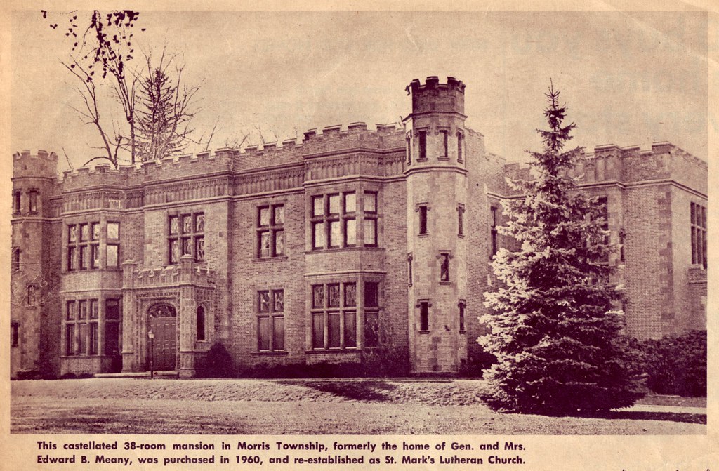 230_ALNWICK_HALL_GRACE_LUTH Trudy's Castle DebetEsse Flickr