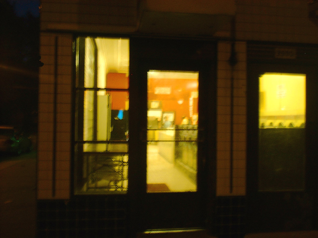 laundromat 530 AM MBK (Marjie) Flickr
