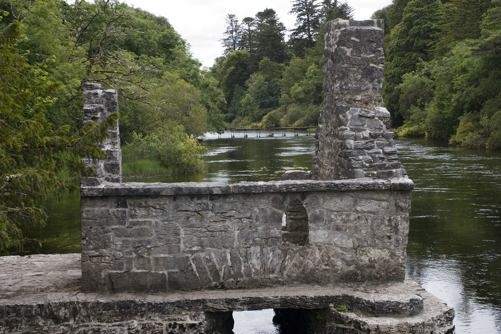 Fishing House Apparently the monks built this little hut p… Flickr