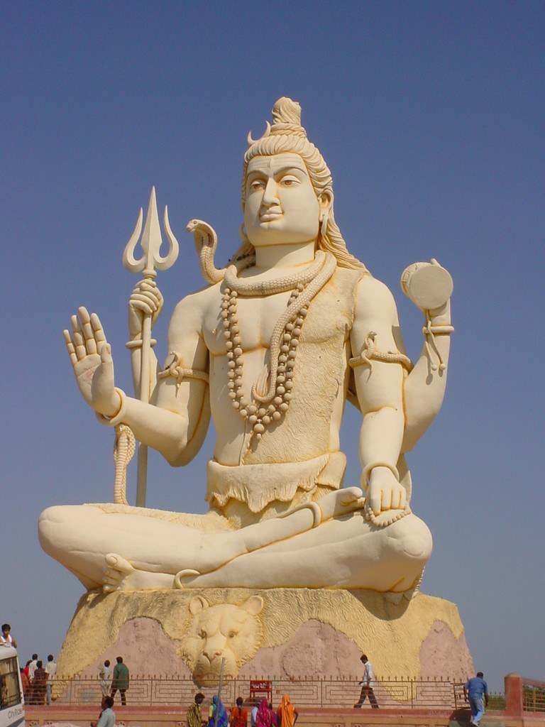 Lord Shiva The Giant Lord Shiva Statue Near Dwarka in Guja… Flickr