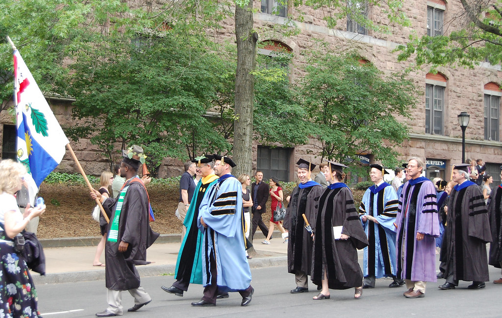 Hail to the School of Graduates! Commencement '07 (Yale) Flickr
