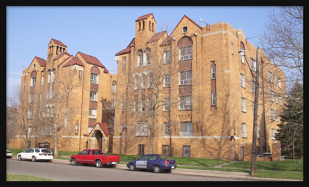 2690 West Boston Boulevard, Majestic Manor ApartmentsDet… Flickr