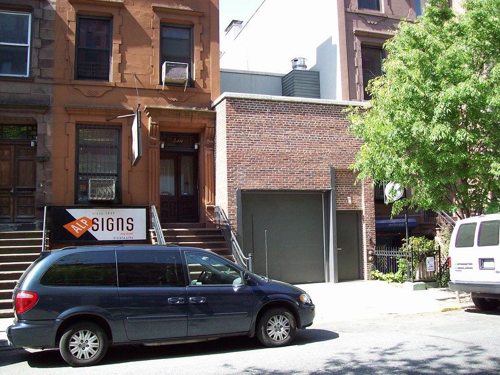 Jerry Seinfeld's Garage West 83rd Street New York City Hol… Flickr