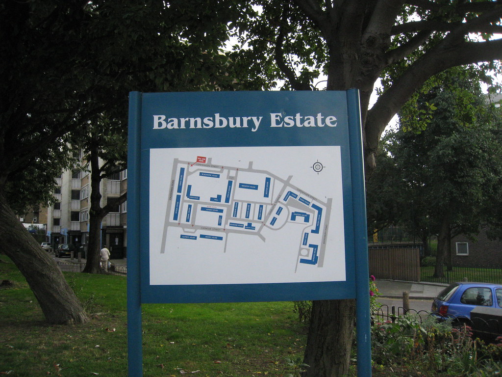 Barnsbury Estate wetwebwork Flickr