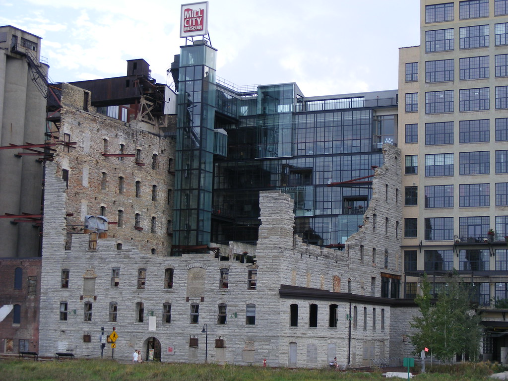 Grain Mill, Minneapolis, MN A Historic Grain Mill now turn… Flickr