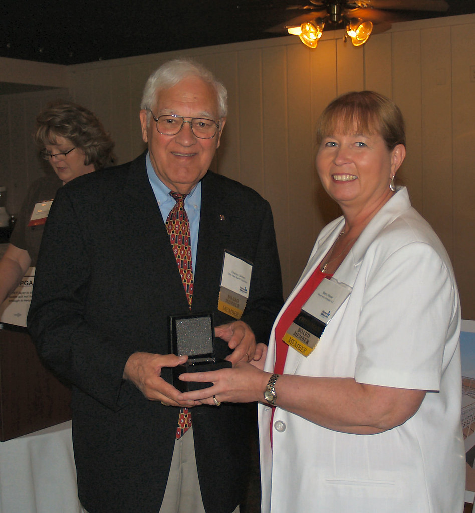 P1010140a Charles Lanham, Ohio Valley Bank Corporation rec… Flickr