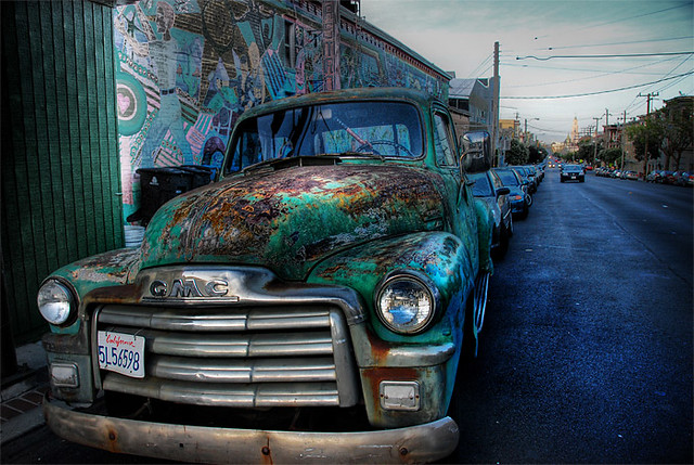 Rusty Truck Just a funky, rusty old green truck I saw in t… Flickr