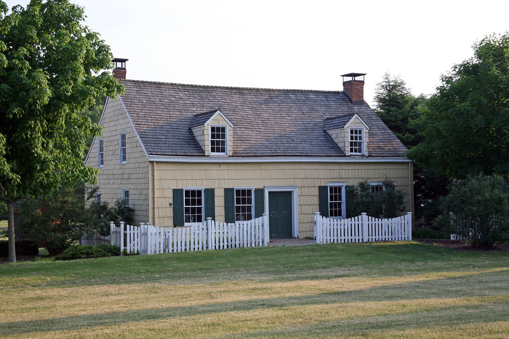Dunn House in East Olde Jersey Village in Piscataway, NJ Flickr