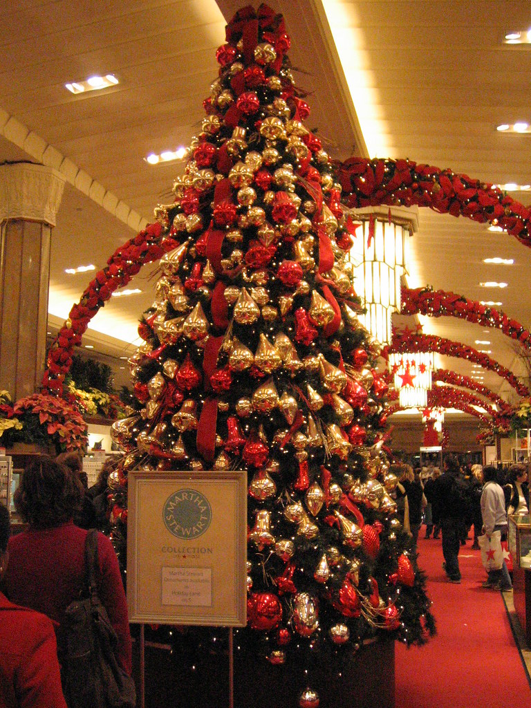 Christmas Tree Macy's_2007 kccuteako Flickr