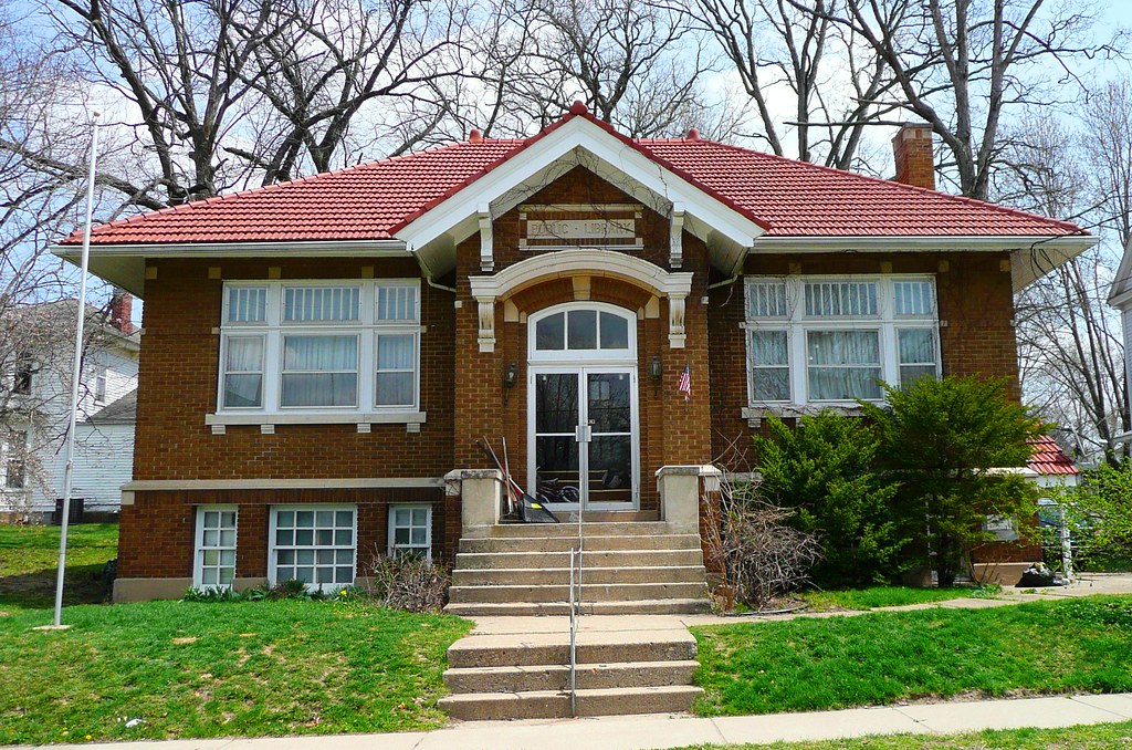 Williamsport, IN Old Carnegie Library (now a house) Flickr