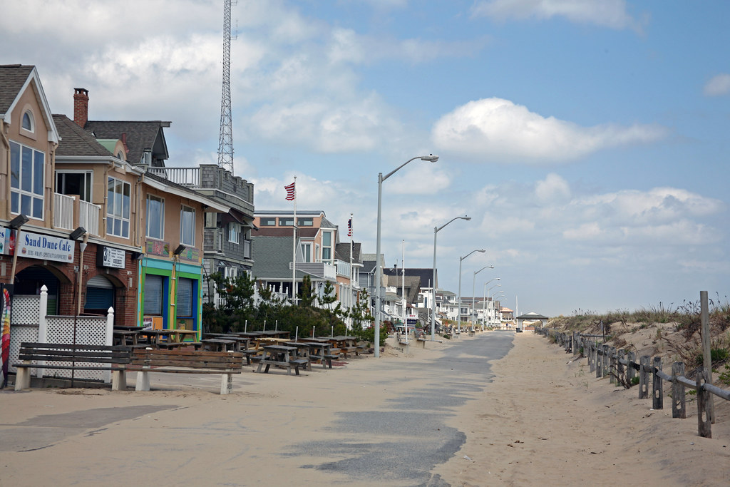 Manasquan Boardwalk The Manasquan Boardwalk is largely qui… Flickr
