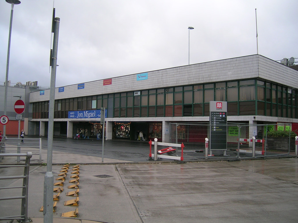 Middleton Bus Station & Shopping Centre Middleton home t… Flickr