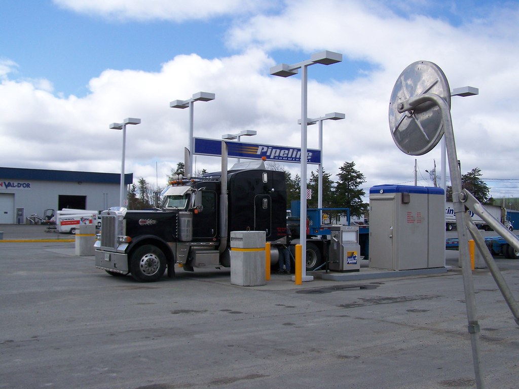 UltraMar. Another fuel stop in Quebec (does not take Comda… Flickr